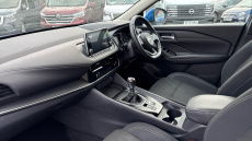 Nissan Qashqai 1.3 DiG-T MH Acenta Premium 5dr Petrol Hatchback